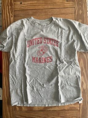 United States Marines Grey Graphic Tee - Red Print